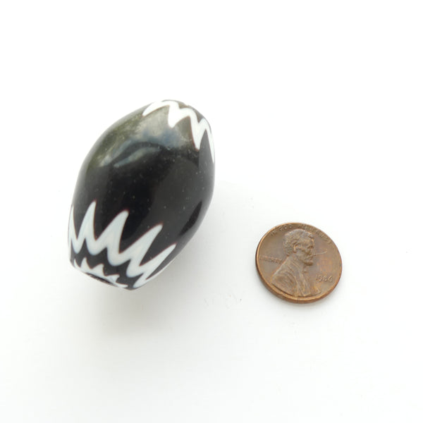 Chevron, Contemporary American, Black & White, 39x27mm