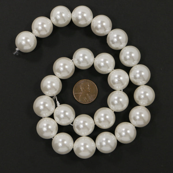 Shell Pearls, White, Round, 16mm Diameter on 16-inch Stands