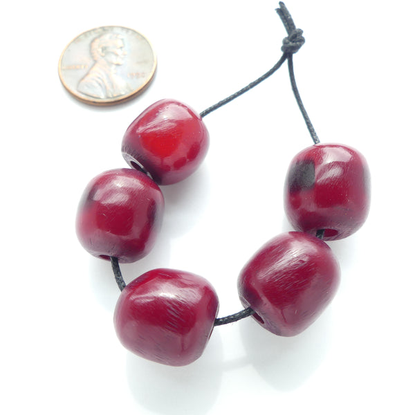 Resin, Red, Possibly Faturan, Small Barrels, 12x12mm, 2 Marked with Black, Set of 5 Beads