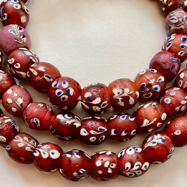 White Hearts, Antique Fancy Floral Decorated Round 9-13mm on 30-inch Strand