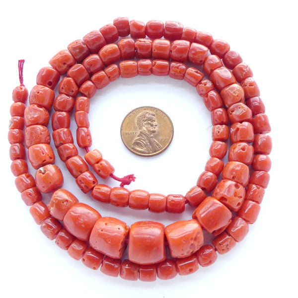 Coral, Mediterranean Red, Large Short Barrels, 26" Strand