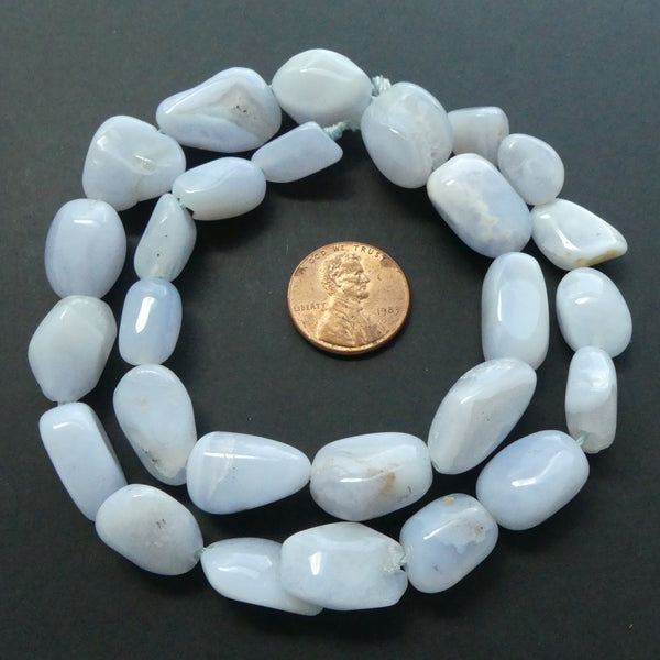 Blue Lace Agate, Freeform Nuggets, Slightly Graduate on 16-inch Strand