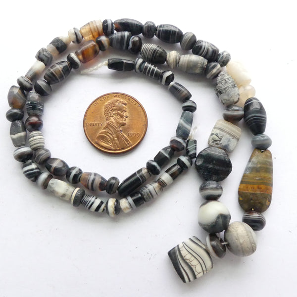 Banded Agates, Ancient Bactrian, Strand of Assorted Shapes, Pendant 10x10mm