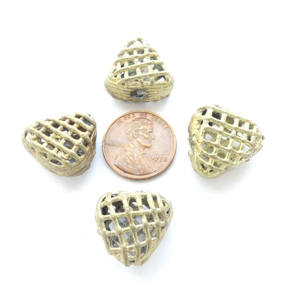 Brass, Lost Wax Triangle, Ghana, 15x15mm