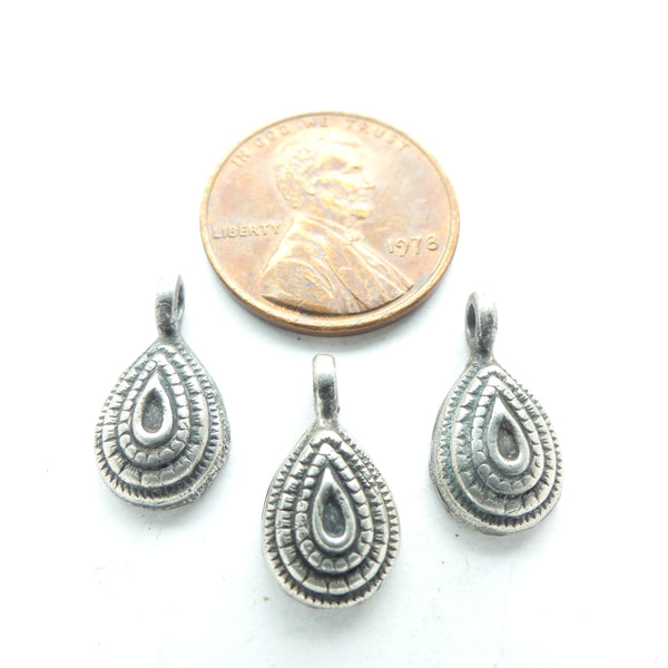 Indian Silver, Vintage Mini Pendants, Teardrop Shape, 15mm Long, Sold Individually