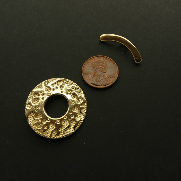 Clasp, Cast Gold-Tone, Toggle, Ring of Fire Design, 30mm Diameter, Sold Individually