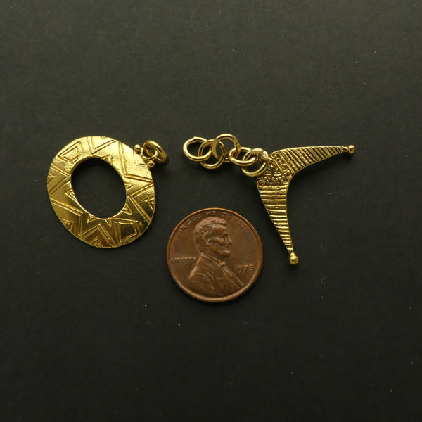 Clasp, Gold Vermeil, Toggle, Dramatic Tribal Pattern, Oval Ring 25mm DiameterD at Widest
