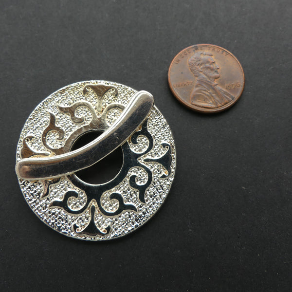 Clasp, Silver Plated, Cast Round Toggle, Vines Design, 30mm Diameter