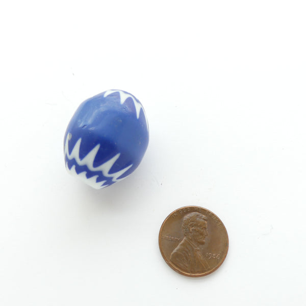 Chevron, Contemporary, Medium Cornflower Blue, 27x22