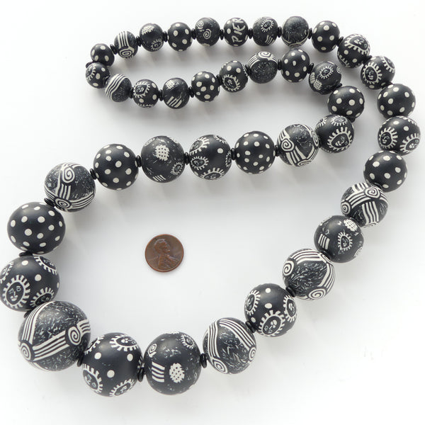 Pier Voulkos Signed Graduated Black and White Necklace, 32 Inches Long, 40 Beads