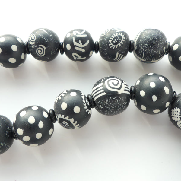 Pier Voulkos Signed Graduated Black and White Necklace, 32 Inches Long, 40 Beads