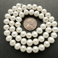 Pearls, White, Round 8mm on 16-inch Strand