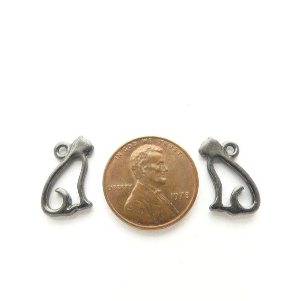 Brass, Antique Finish Tierracast Cat Charms, 15mm Long, Sold by the Pair