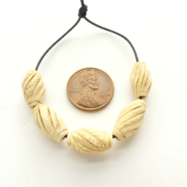 Bone, Handcarved Ovals, 15x8mm, Spiral Design, Sold bythe Set of