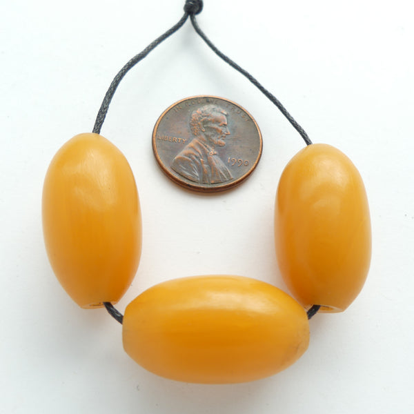 African Amber, Vintage, Yellow, Oval 25x19mm Amber Simulations, Set of 3