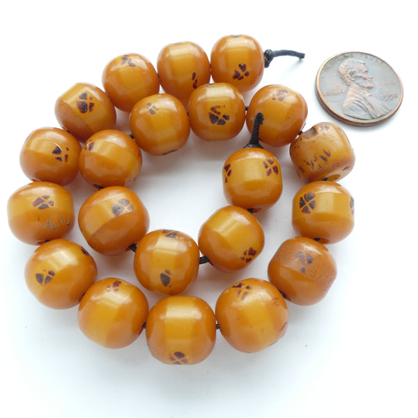 Resin, Faturan, Vintage Worry Beads with Markings, 11x10mm Oblates, Set of 21 Beads