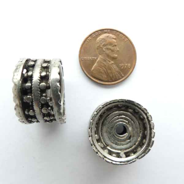 Yemeni Vintage Bowsani Beads, Pair