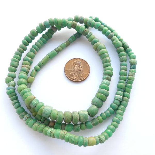 Indo-Pacific Beads, 4-6mm, Green, 28" Strand