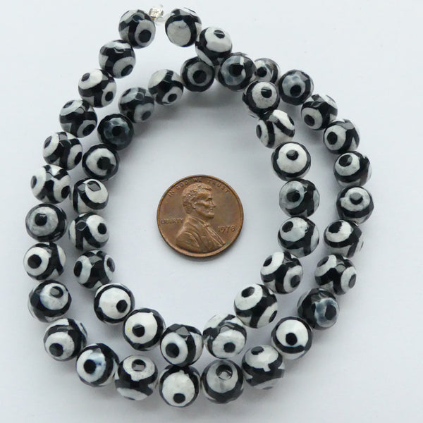 Agate, Antique-Look with Black and White Eye Design, 8mm on 16" Strands
