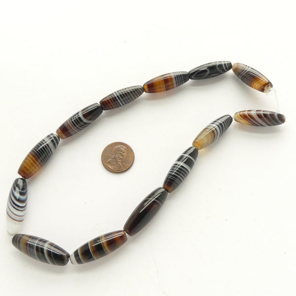 Banded Agate, Tibetan, Ovals 30x10mm, on 15-inch Strands