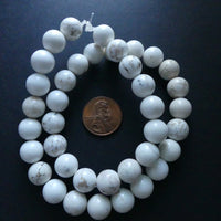 Magnesite, Round Beads, 10mm on 16-inch Strands