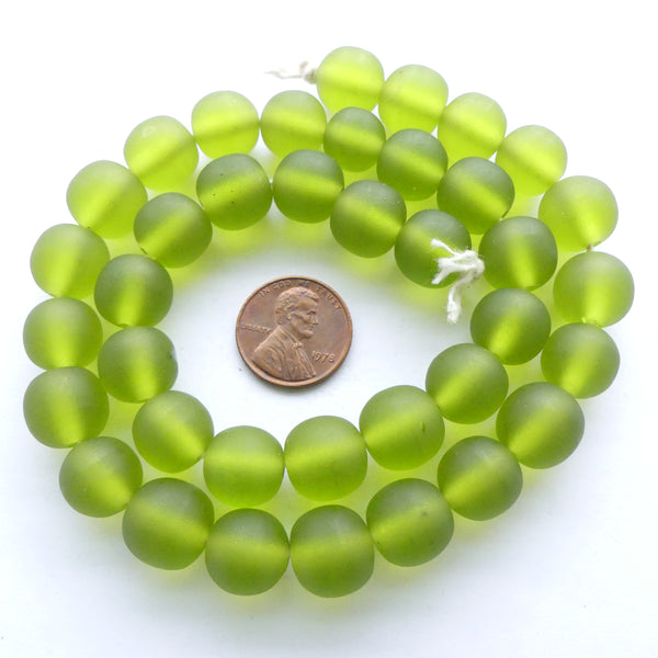 Resin Dark Lime Green Matte Rounds, 12mm Diameter, Strands of 38