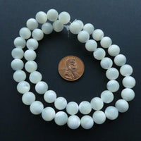 Shell, Mother of Pearl White Rounds 8mm on 16" Strands